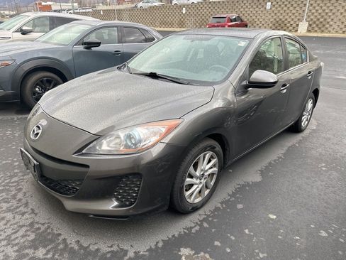 Used 2013 MAZDA MAZDA3 i Touring w/ Preferred Equipment Pkg image 1