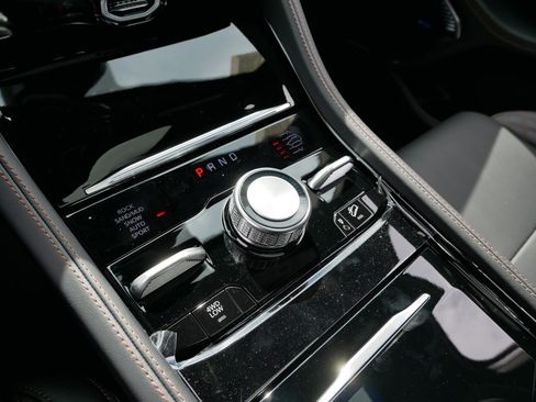 New 2026 Jeep Grand Cherokee L Summit image 15