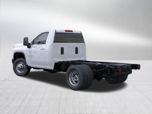 New 2026 Chevrolet Silverado 3500 W/T AWD/4WD image 3