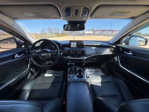 Used 2019 Kia Stinger Premium image 48