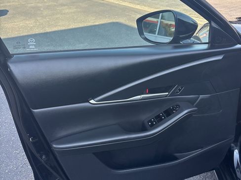 Used 2023 MAZDA CX-30 AWD 2.5 S w/ Select Package image 23