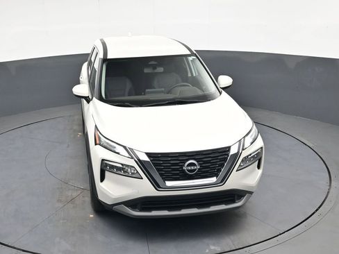 Used 2023 Nissan Rogue SV FWD image 38