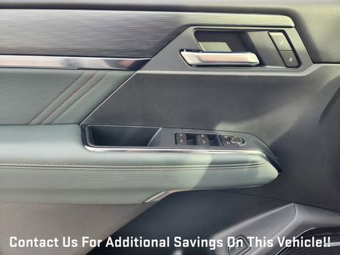 New 2026 GMC Acadia AT4 w/ Luxury Package image 17