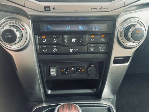 Used 2016 Toyota 4Runner Limited RWD image 33
