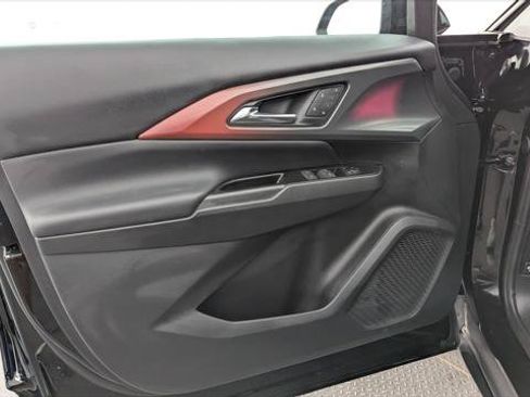 Used 2025 Chevrolet Equinox EV RS w/ Convenience Package II FWD image 13