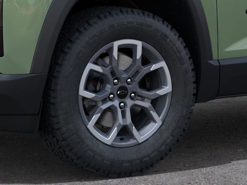 New 2026 Chevrolet Equinox ACTIV w/ Convenience Package III AWD/4WD image 9