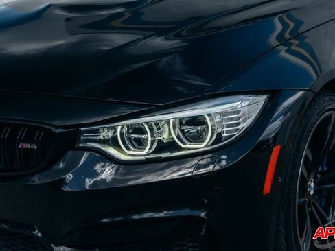 Used 2015 BMW M4 Convertible image 59