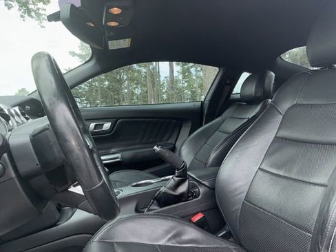 Used 2018 Ford Mustang GT w/ GT Performance Package RWD image 21