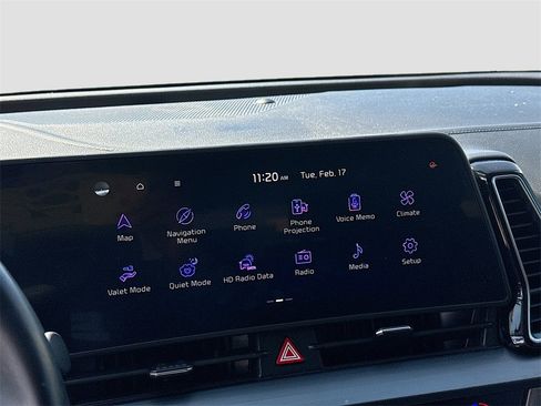 Used 2023 Kia Sportage EX image 14