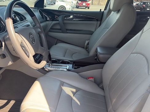 Used 2017 Buick Enclave Premium image 9
