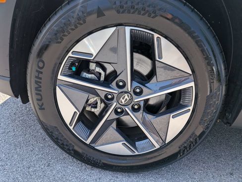 Used 2025 Hyundai Tucson SEL AWD/4WD image 42