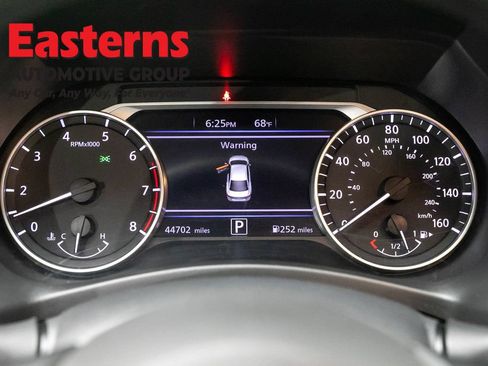 Used 2024 Nissan Sentra SV FWD image 17