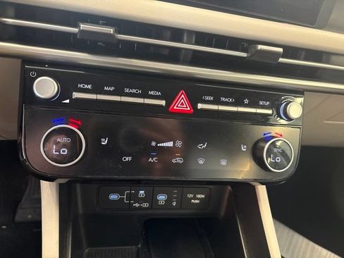 Used 2025 Hyundai Tucson SEL AWD/4WD image 35