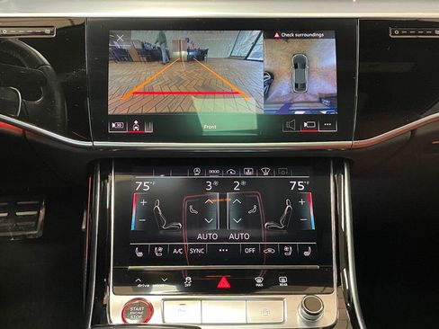 Used 2021 Audi S8 L image 44