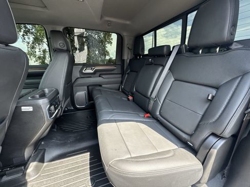 Used 2025 GMC Sierra 2500 Denali w/ Denali Reserve Package AWD/4WD image 22