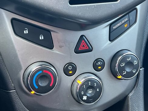 Used 2012 Chevrolet Sonic LT image 19