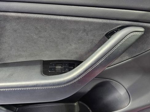 Used 2018 Tesla Model 3 Long Range AWD/4WD image 13