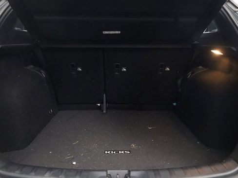 Used 2024 Nissan Kicks SR w/ SR Premium Package image 22