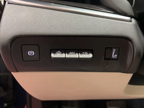 Certified 2023 Buick Enclave Premium w/ Experience Buick Package AWD/4WD image 25
