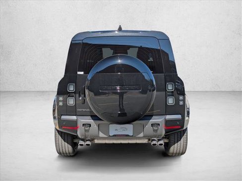 New 2026 Land Rover Defender 90 V8 AWD/4WD image 8