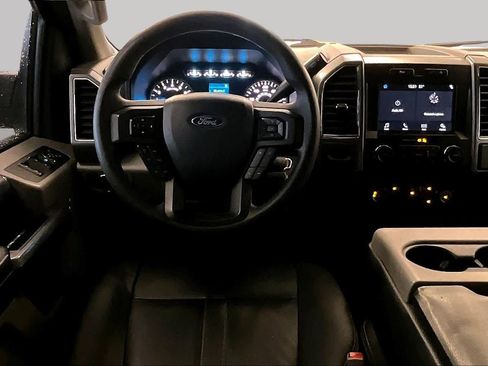 Used 2019 Ford F150 XLT RWD image 5