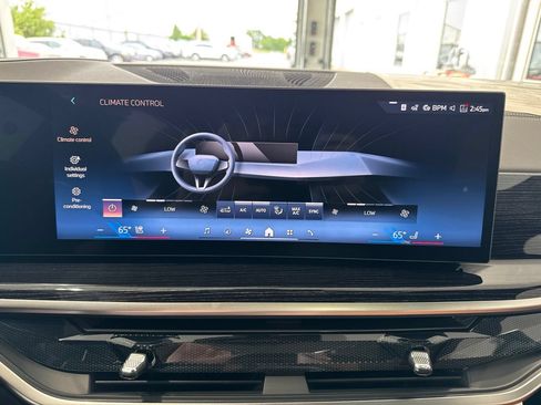 New 2026 BMW X5 xDrive50e w/ M Sport Package AWD/4WD image 25