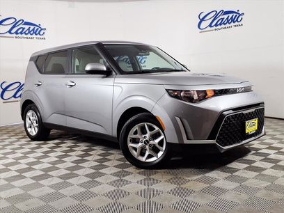 Certified 2023 Kia Soul LX w/ LX Technology Package