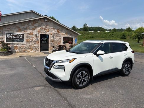 Used 2023 Nissan Rogue SV w/ SV Premium B Package AWD/4WD image 2