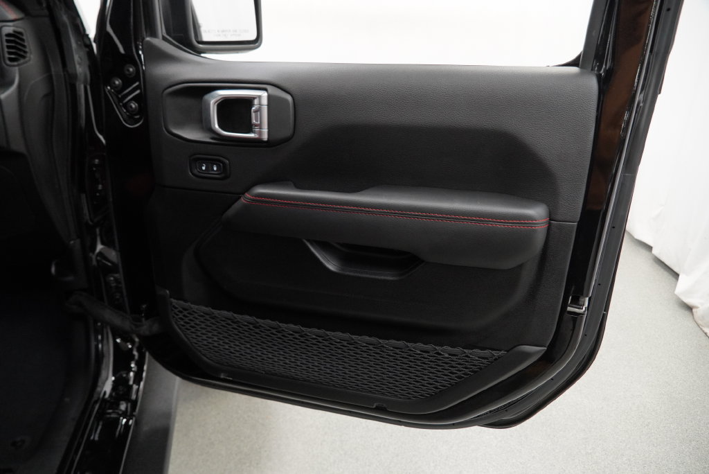 Used 2023 Jeep Wrangler Unlimited Rubicon 4xe AWD/4WD image 41