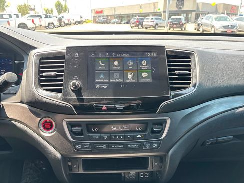Used 2021 Honda Pilot EX image 23
