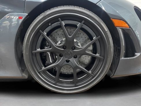 Used 2018 McLaren 720S image 27