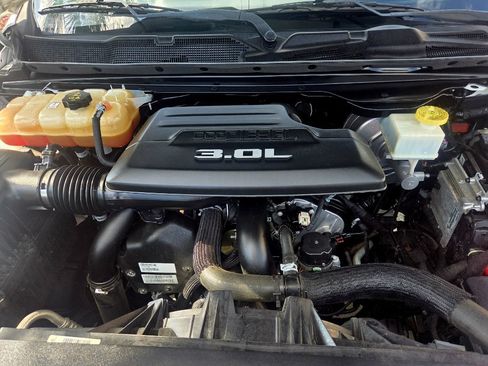 Used 2020 RAM 1500 Laramie w/ Sport Appearance Package RWD image 18