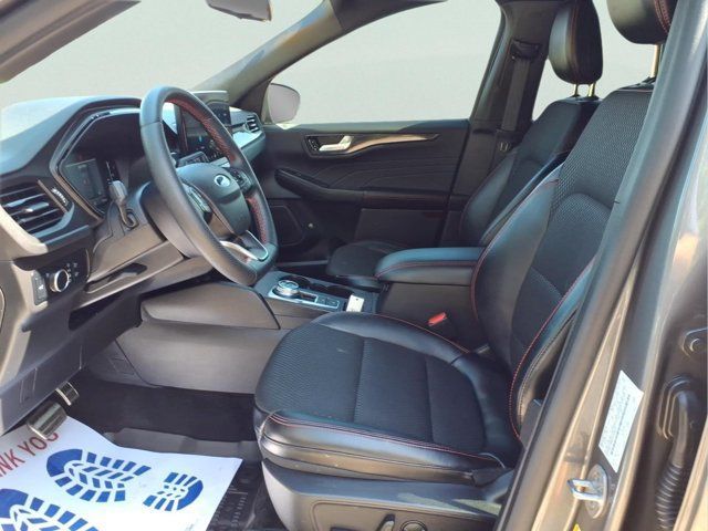 Certified 2024 Ford Escape ST-Line w/ Tech Pack #1 AWD/4WD image 12