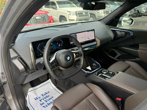 Used 2025 BMW X3 xDrive30i w/ Convenience Package AWD/4WD image 3