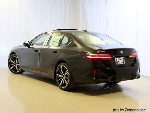 New 2026 BMW 530i xDrive w/ M Sport Package image 9