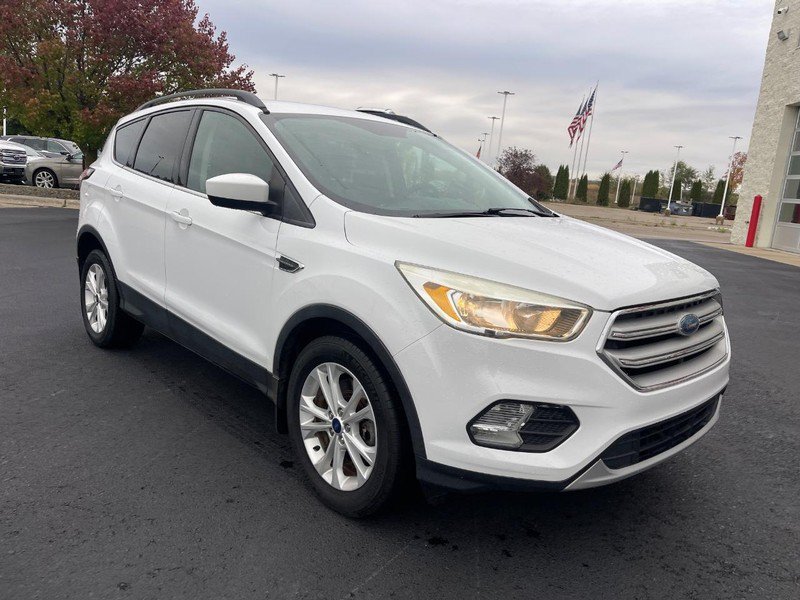 Used 2018 Ford Escape SE AWD/4WD image 2
