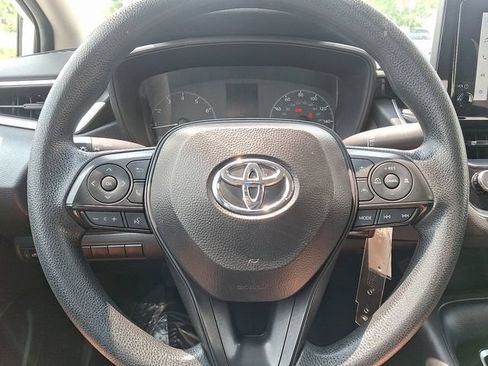 Used 2024 Toyota Corolla LE FWD image 18