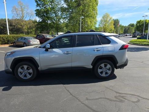 Used 2025 Toyota RAV4 XLE image 2