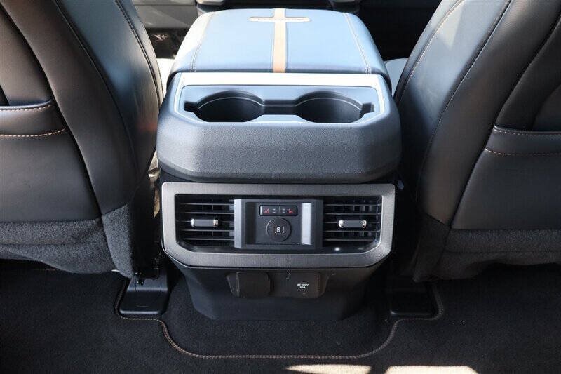 Used 2024 Ford F350 Platinum AWD/4WD image 27