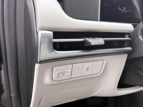 Certified 2025 Hyundai Tucson SE AWD/4WD image 18