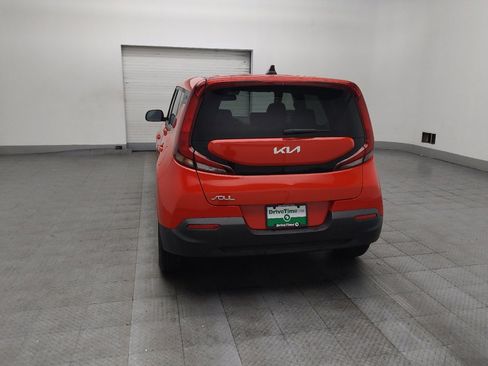 Used 2022 Kia Soul LX FWD image 6