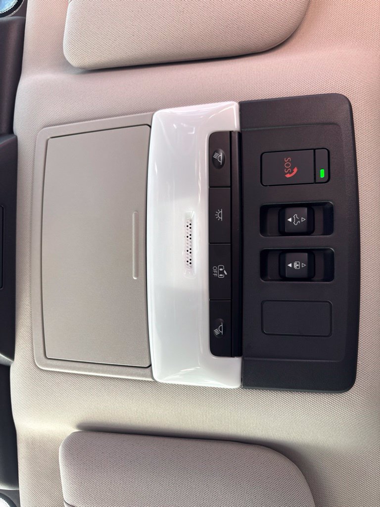 Used 2024 Nissan Pathfinder Platinum w/ Cargo Package AWD/4WD image 28