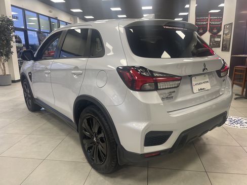 New 2025 Mitsubishi Outlander Sport LE image 4