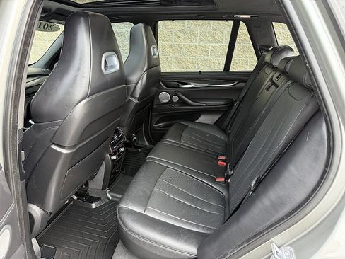 Used 2017 BMW X5 M AWD/4WD image 27