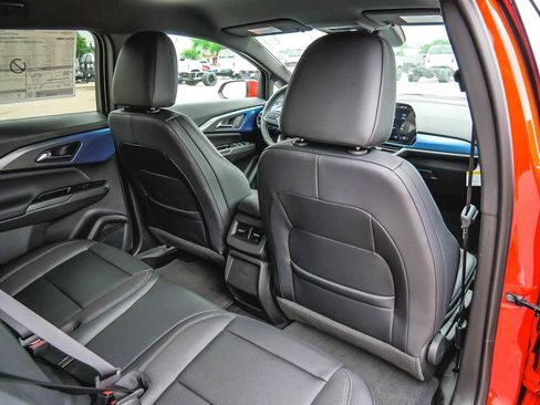 New 2024 Chevrolet Equinox EV LT image 27