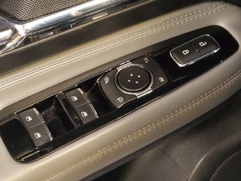 Used 2020 Lincoln Corsair Reserve w/ Elements Package FWD image 27