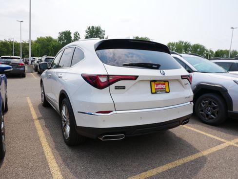 Used 2022 Acura MDX SH-AWD w/ Advance Package image 4