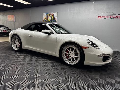 Used 2015 Porsche 911 Carrera S image 2
