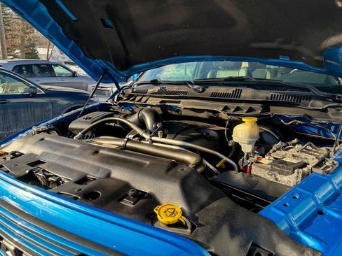 Used 2018 RAM 1500 Sport w/ Hydro Blue Sport Package image 39