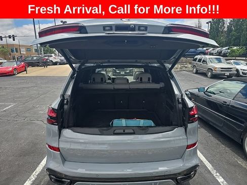 Used 2026 BMW X5 xDrive40i w/ M Sport Package AWD/4WD image 32